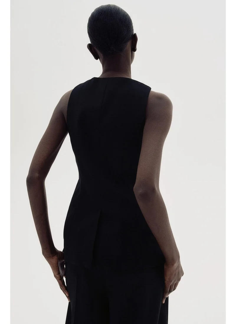 اتش اند ام Long suit waistcoat