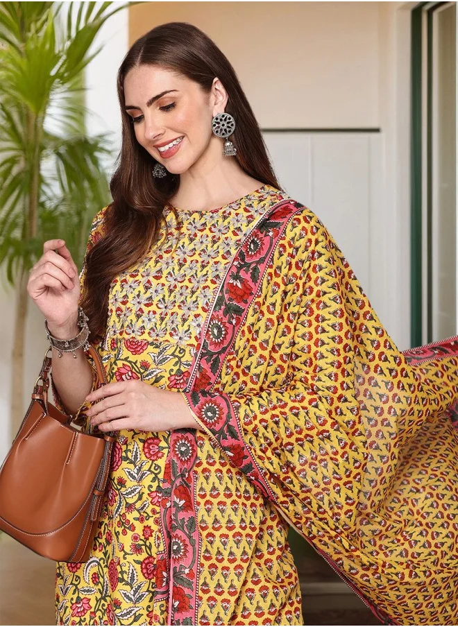 آي شين Women Floral Printed Regular Kurta Trousers With Dupatta