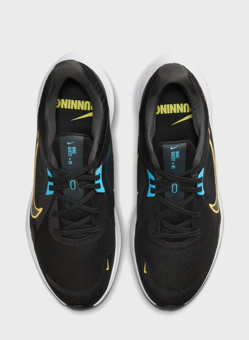 Nike Quest 5