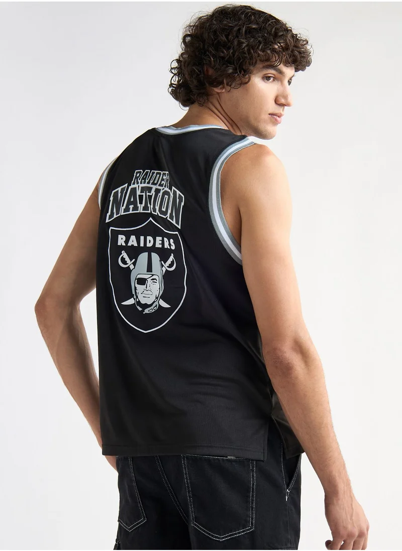 FAV Logo Crew Neck Vest