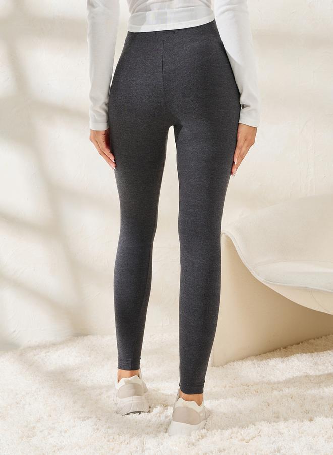 Styli Criss-Cross Waistband Detail Ankle Length Leggings - Image 4