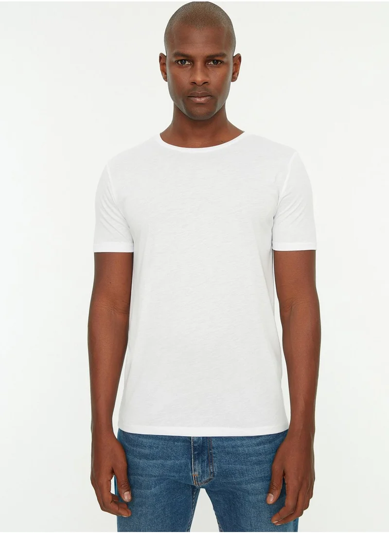 trendyol Essential Crew Neck T-Shirt