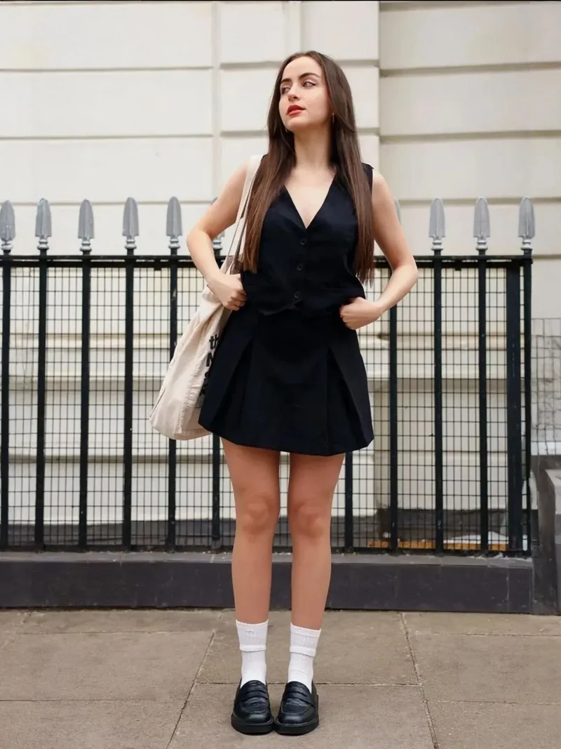 2 Pieces: V Neck Waistcoat & High Waist Pleated Mini Skort