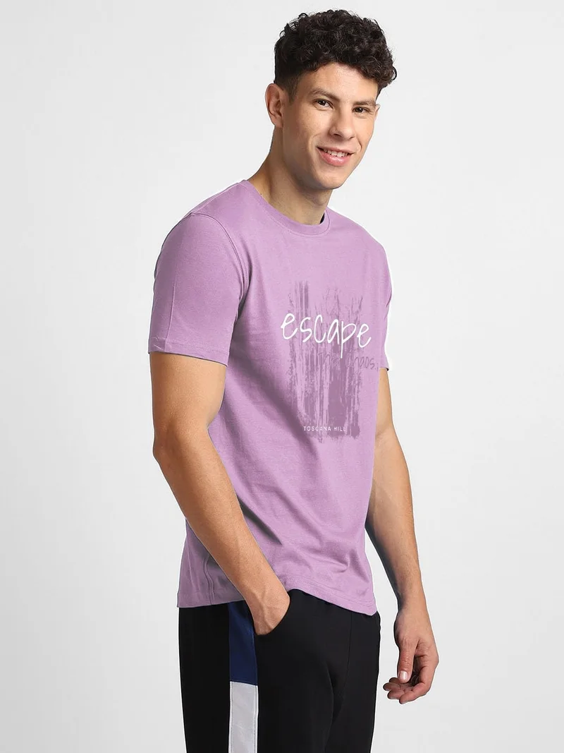 NOBERO Men's Graphic Print T-Shirt in Lavender