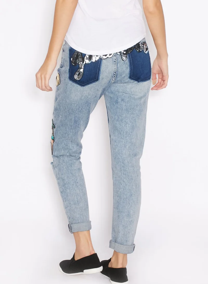 TOPSHOP Badged Boyfriend Jeans