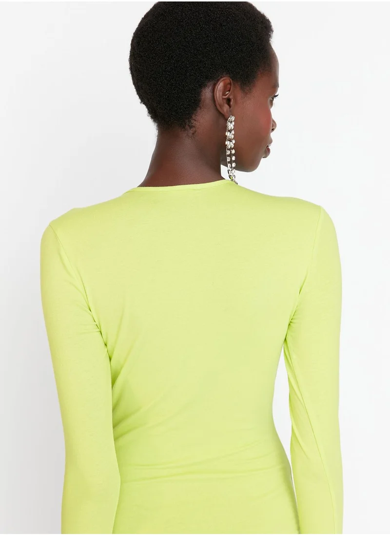 trendyol V-Neck Knitted Body