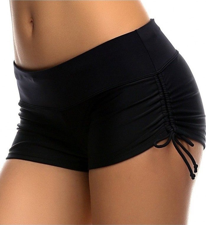 Angelsin شورت سباحة نسائي قصير أنيق باللون الأسود من Angelsin مقاس L - 40 - أسود - Xs - 34  - Image 1