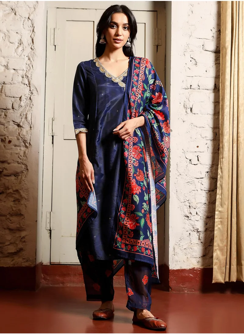  قصة Women's Navy Blue Botanical Block Kurta With Trousers & Dupatta