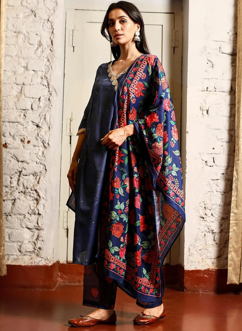  قصة Women's Navy Blue Botanical Block Kurta With Trousers & Dupatta