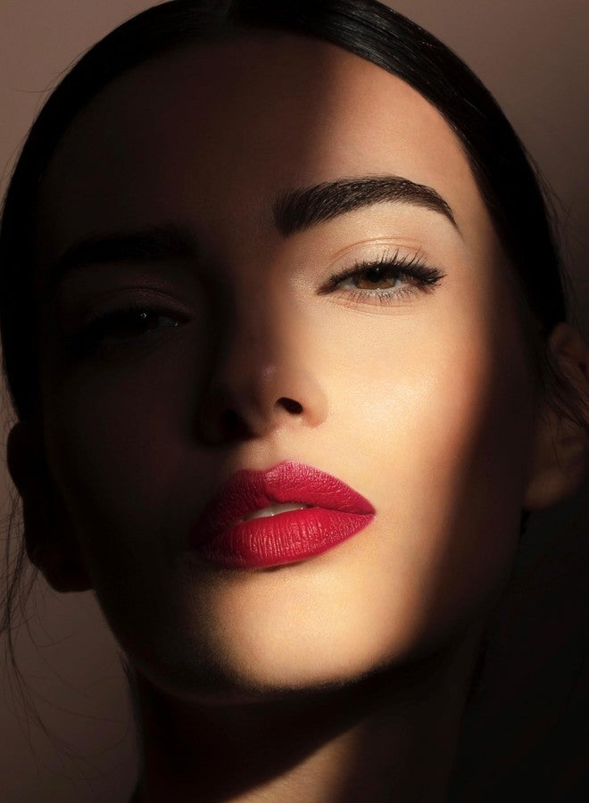 بوبا ميلانو محدد شفاه PUPA Milano True Lips القابل للمزج - طرفان: لون مطفي وفرشاة - تركيبة خفيفة وكريمية، مرطبة، غنية بالأصباغ، مقاومة للتلطخ - خالٍ من البارابين - 022 بني برقوقي - 0.042 أونصة - Image 2