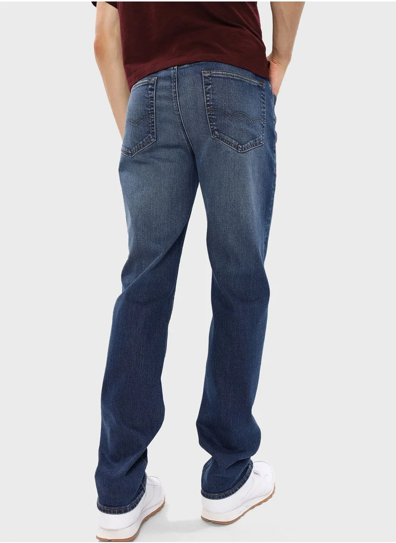 امريكان ايجل Straight Fit Jeans