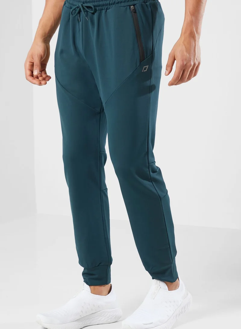 FRWD Sports Jogger