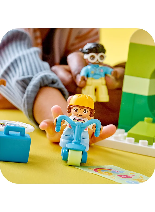 ليغو Duplo Town Life At The Day Nursery 10992; Early Childhood Building Toy Set For Toddlers Aged 2+ That Stimulates Creativity And Learning (67 Pieces)