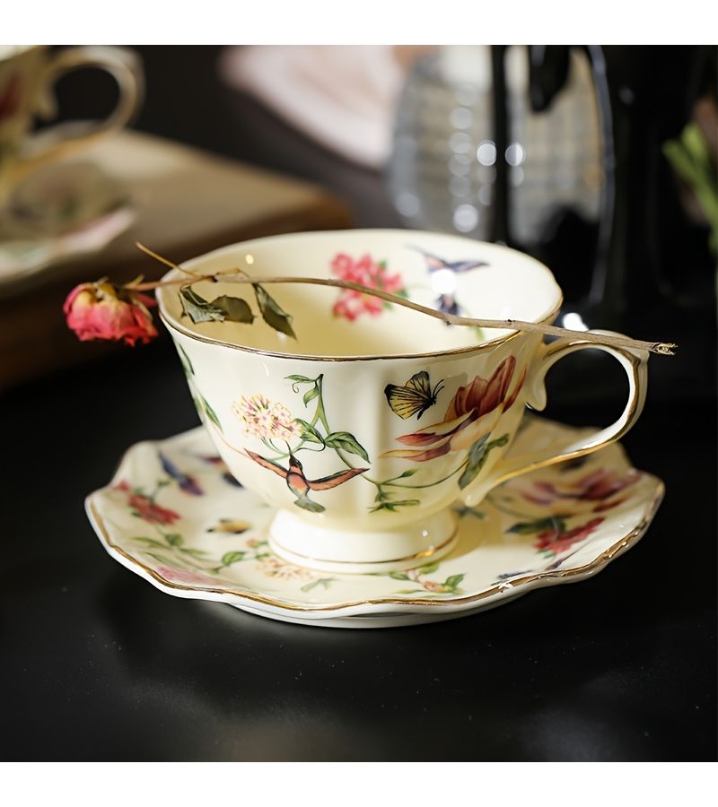 European Retro Gilded Ceramic Flower And Bird Cup Saucer Set - Image 1