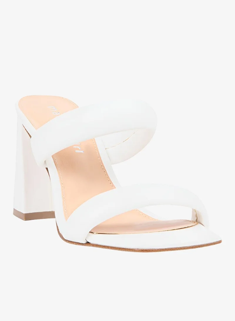 STEVE MADDEN  Steve madden wisper white women's sandals for Women | Best Price UAE