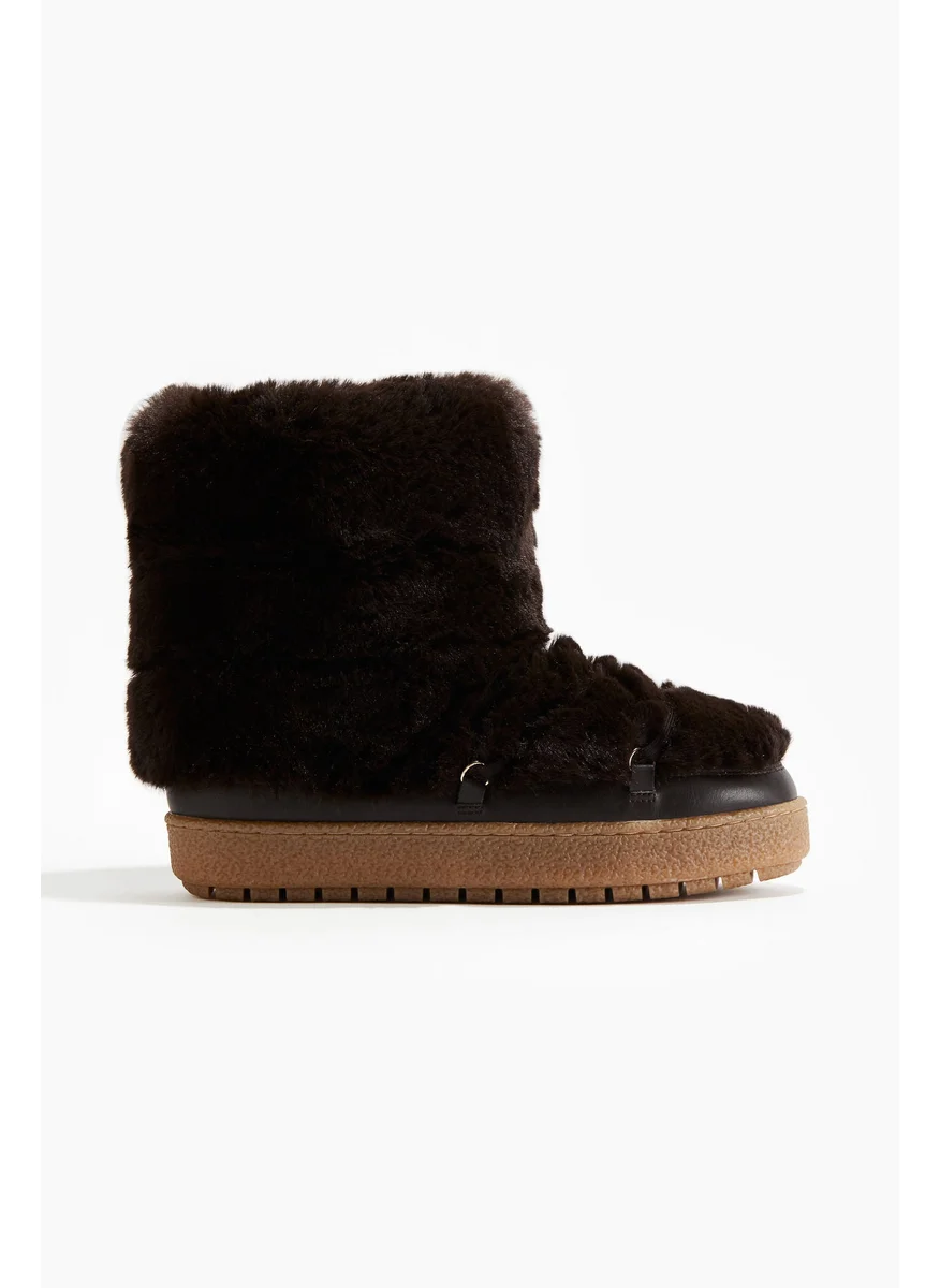 اتش اند ام Fluffy Warm-Lined Boots