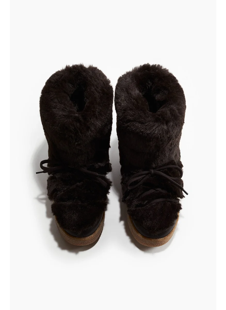 اتش اند ام Fluffy Warm-Lined Boots