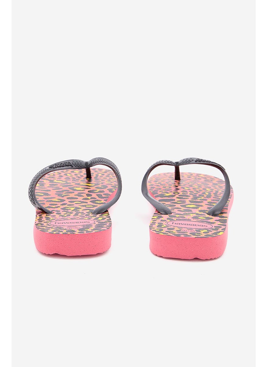 havaianas - Women Style 2 Top Animal Slip On Flip Flop, Rosa Porcelana - Image 1