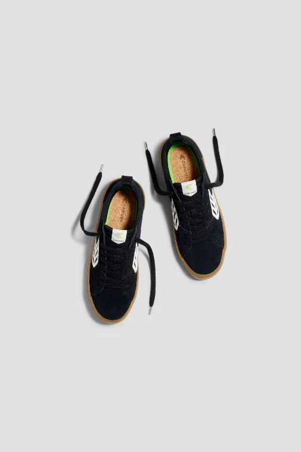 Cariuma CATIBA PRO Low Gum Black Suede and Canvas Ivory Logo Sneaker