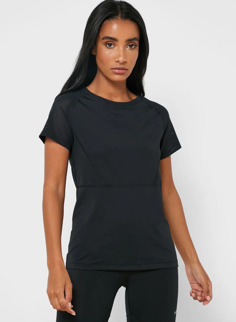 Nike Pro Luxe Mesh T-Shirt