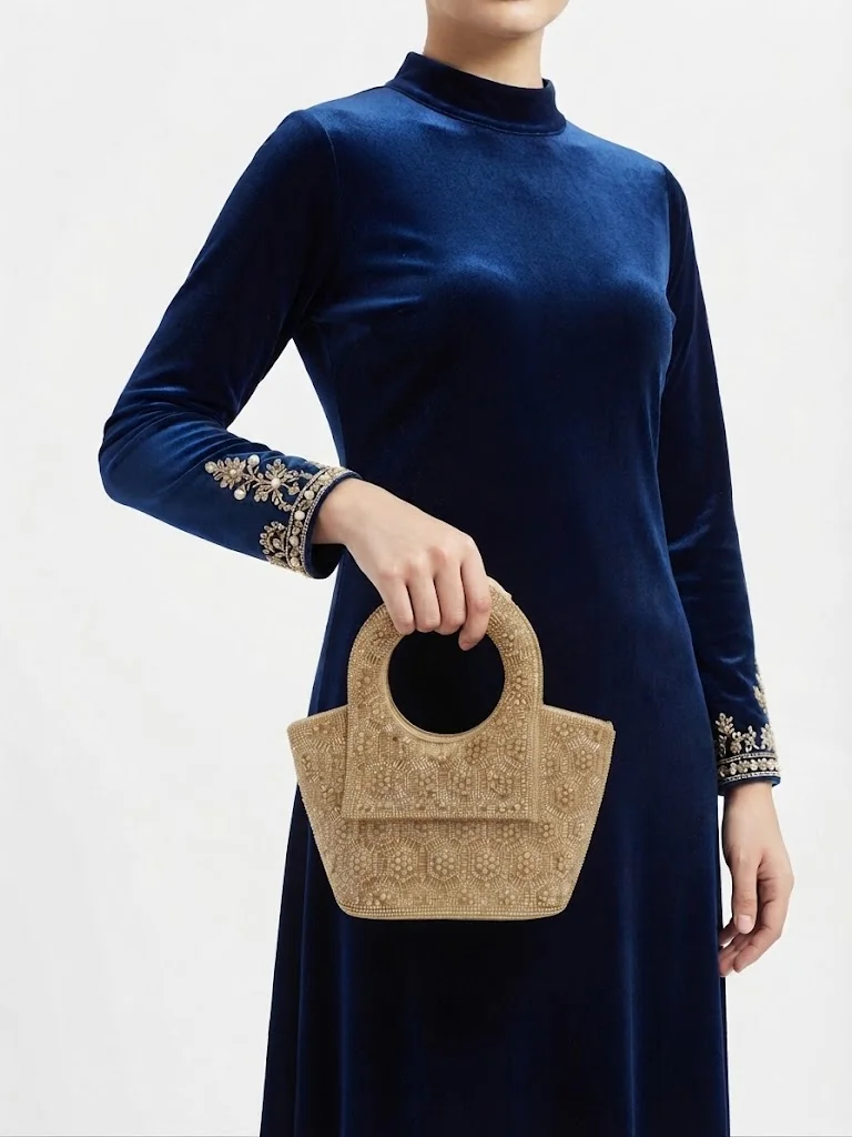 Viny Light Gold Viny Women's Crystal Medallion Clutch Bag – Floral Beaded Design with Ring Handle & Detachable Chain Strap for Women | Best Price UAE