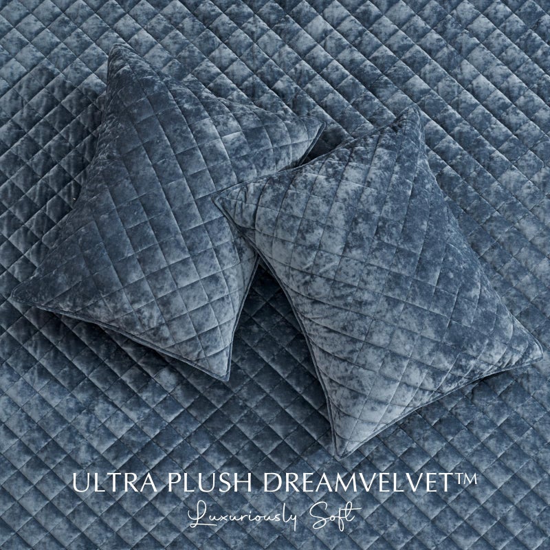 EVERGRACE Luxury Velvet Quilt Set Queen Size, Diamond Quilted Lightweight Velvet Comforter for All Season, Ultra Soft Oversized Bedspread Coverlet Bedding Set with 2 Pillow Shams, Stormy Blue - Image 5