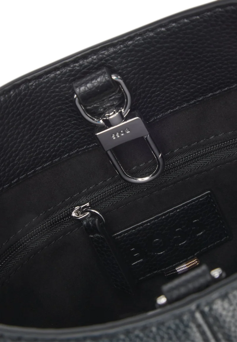 بوس Hobo bag with Double B monogram
