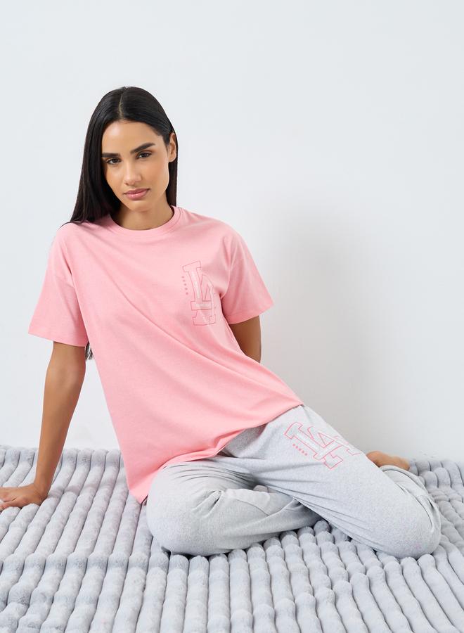 Styli LA Graphic Dropped Shoulder T-Shirt and Pyjama Set - Image 1