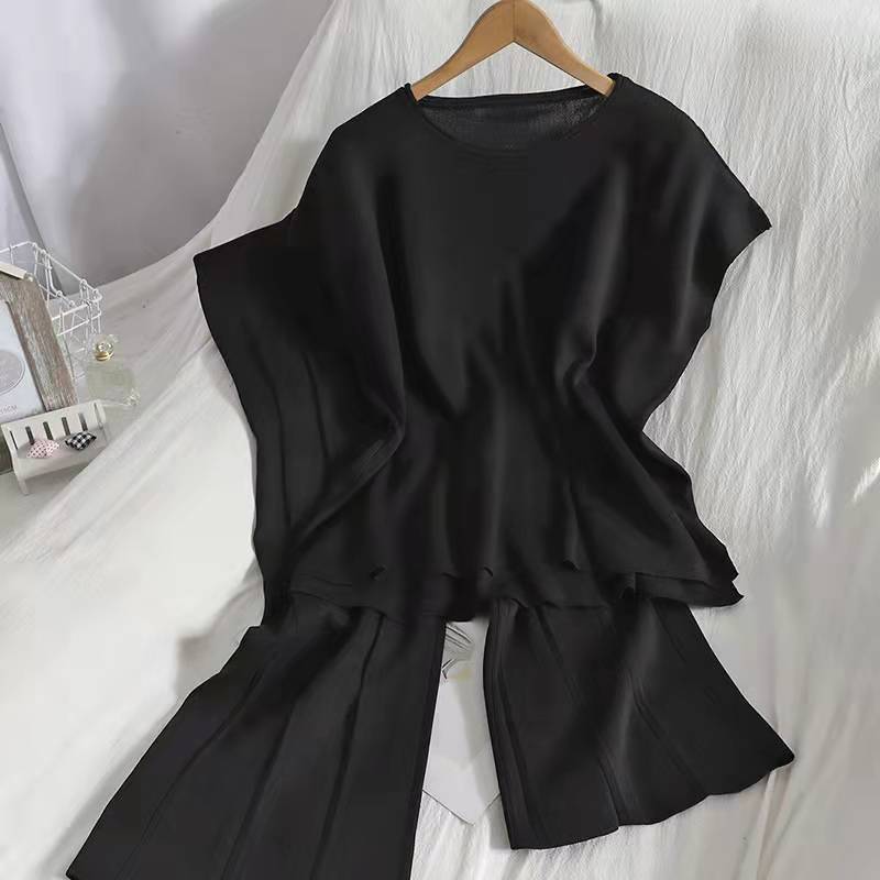 Summer new style solid color sleeveless vest knitwear wide leg cropped trousers suit Thin Ice Silk two-piece set womens fashion Apricot - Image 3