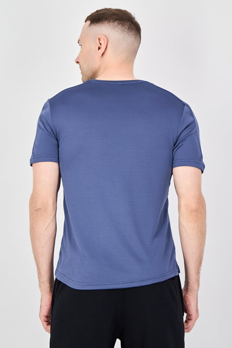 MOTION Men Sportswear Fit Short Sleeve Training T-Shirt, Dusty Blue - Image 3