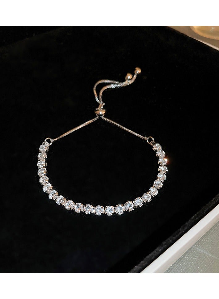 Fashionable High-end Light Luxury Four Petal Flower Bracelet
