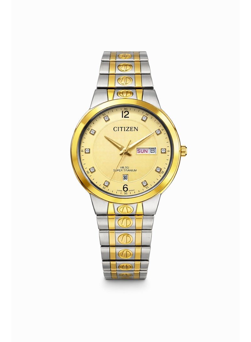 ساعة يد رجالية سيتيزن أنالوج كوارتز بميناء ذهبي وسوار ستانلس ستيل ثنائي اللون مع عرض اليوم والتاريخ