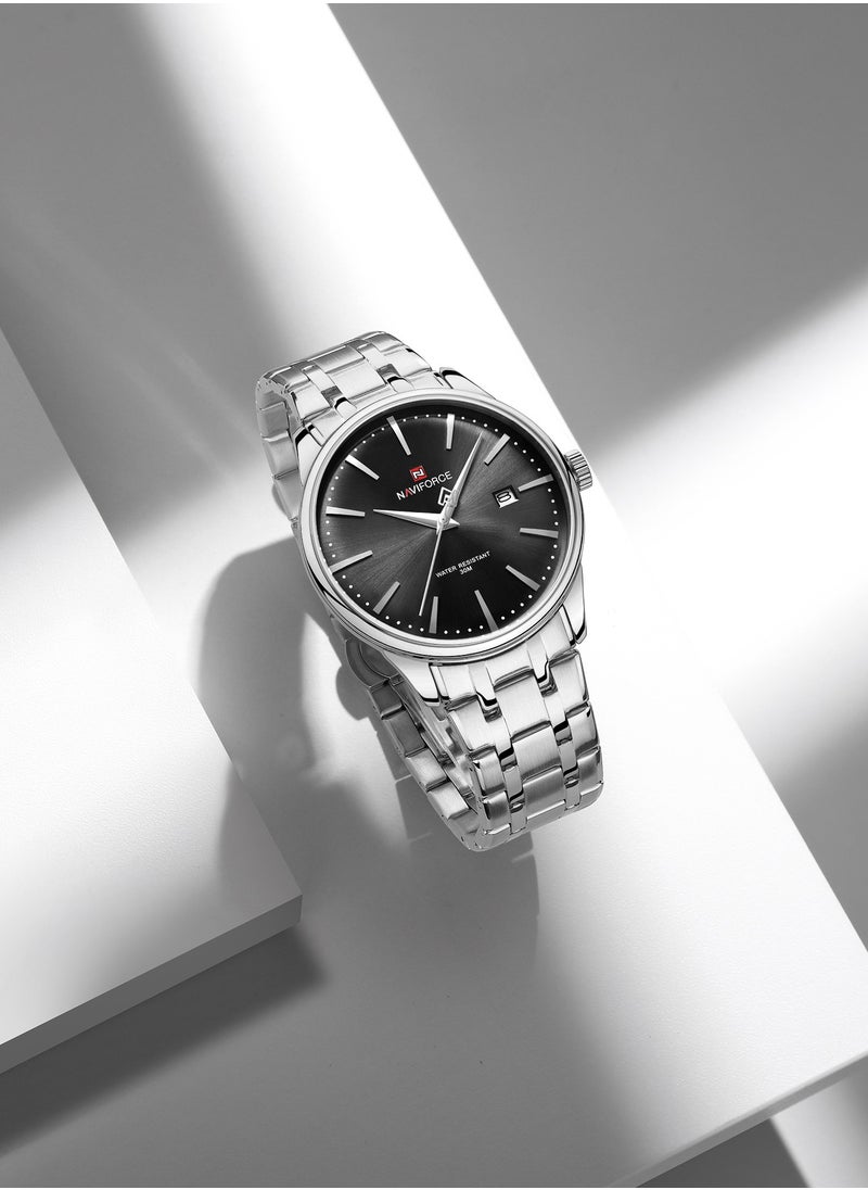 NAVIFORCE Elegant Silver Stainless Steel Analog Wrist Watch for Men with Date Display Water Resistant Classic Design Quartz Movement Stylish Business and Casual Timepiece Durable Bracelet Comfortable Wear  - Image 3