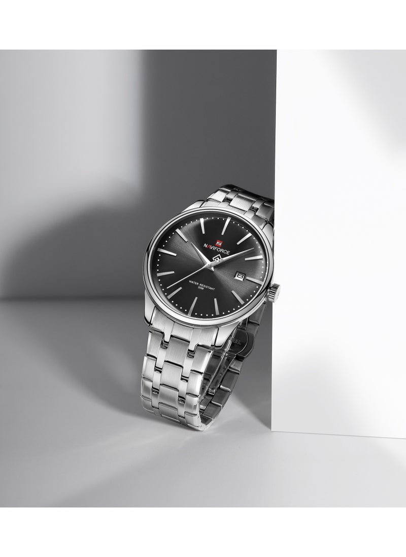 NAVIFORCE Elegant Silver Stainless Steel Analog Wrist Watch for Men with Date Display Water Resistant Classic Design Quartz Movement Stylish Business and Casual Timepiece Durable Bracelet Comfortable Wear  - Image 5