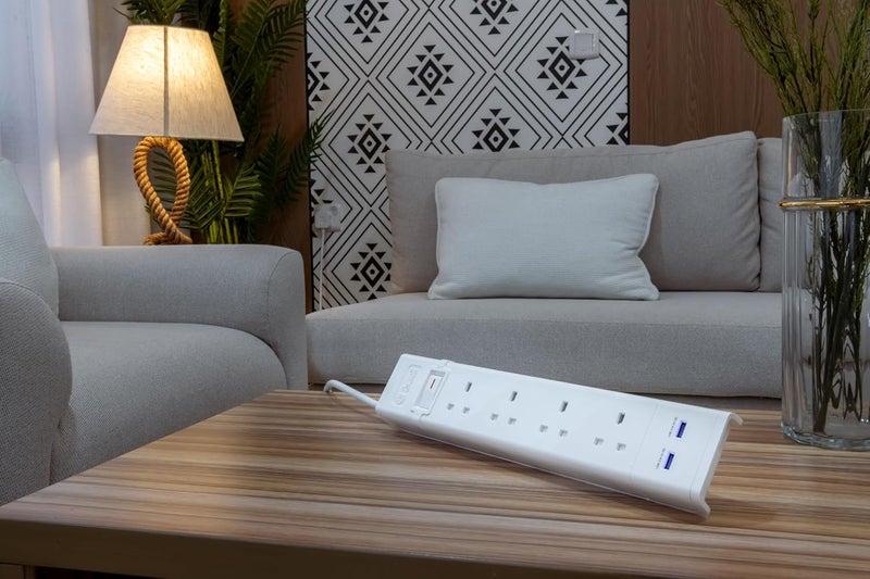 الفنار سلك تمديد 4 مقابس مع 2.1 أمبير 2 منفذ USB، طول 3 أمتار - Image 5