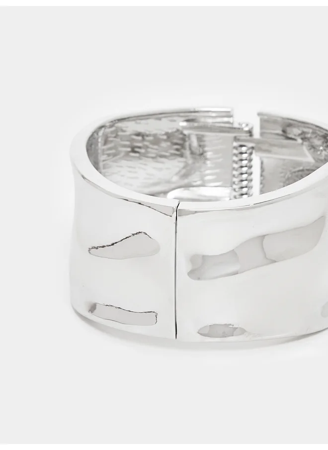 Styli Styli Metallic Thick Cuff Bracelet