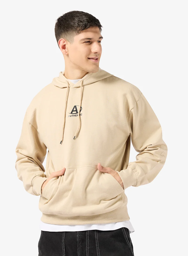 سفنتي فايف بيسيكس هودي بقصة عادية