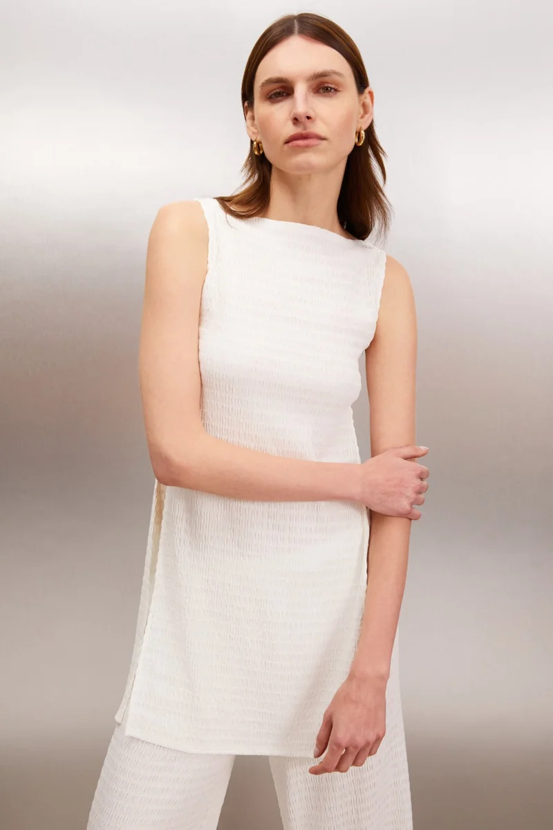 جريميلانج Serelune Women's Wide Neck Regular Fit Sleeveless Side Open Long Ecru Blouse