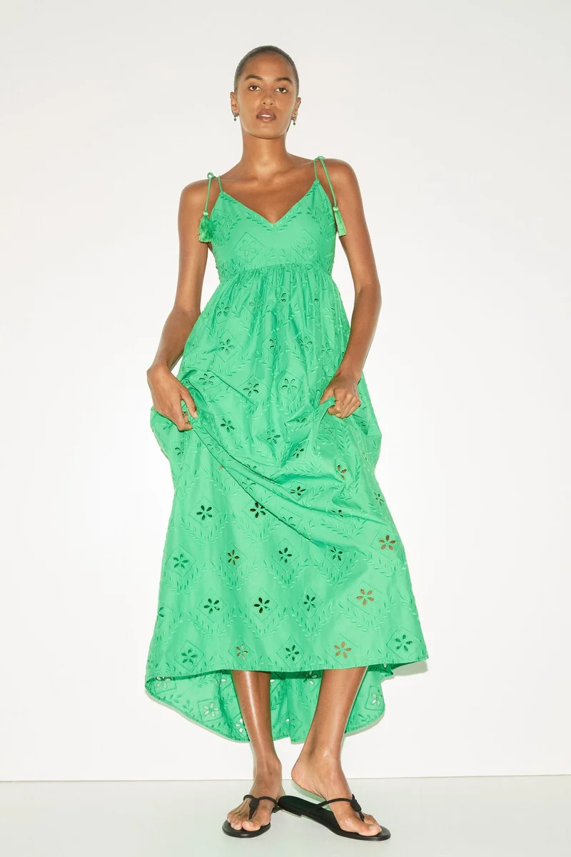 اتش اند ام Broderie anglaise dress
