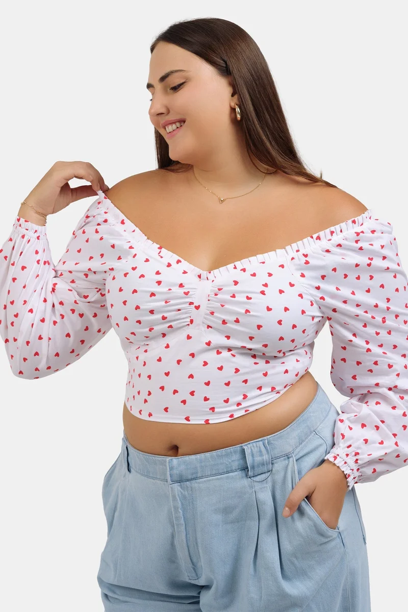 Virgio All Over Print Cotton Cropped Plus Size Top With Sweetheart Neckline for Women