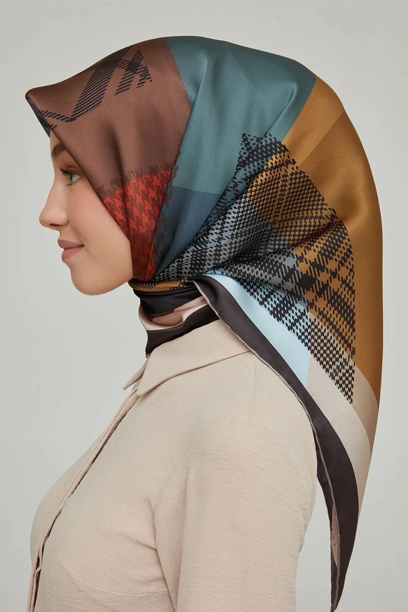 ARMINE 2021/22 Autumn Winter Series Plaid Pattern Silk Twill Scarf 8620D-09