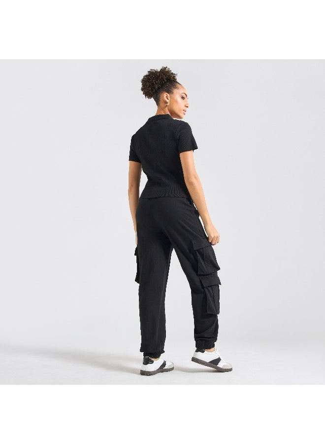 سبلاش فيڤ بلوزة بأكمام قصيرة وبنطال كارجو - Image 4