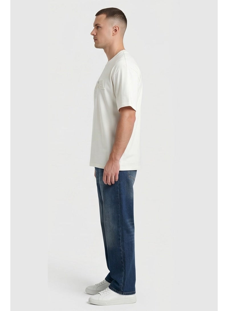 T-Shirt Minimal details that add a modern touch to your outfit For Men. - Image 3