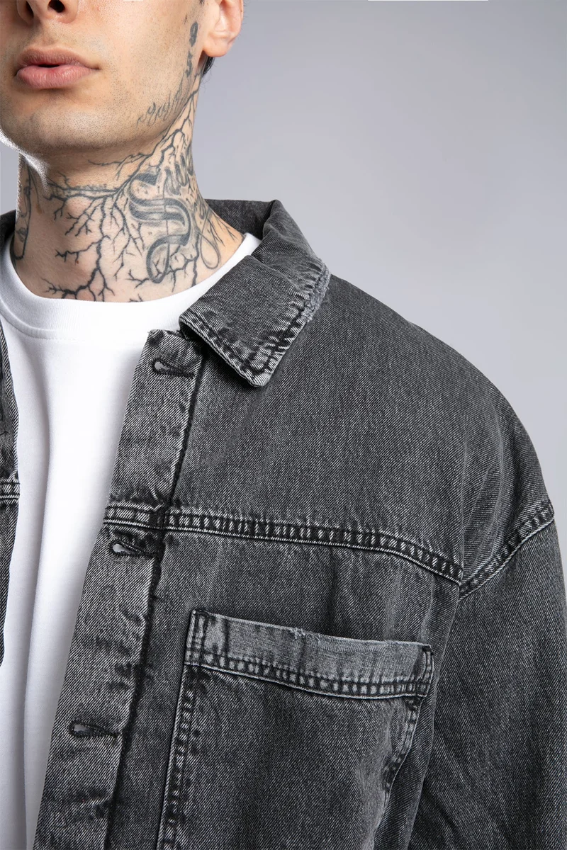 كاتش جاكيت من الصوف والدنيم