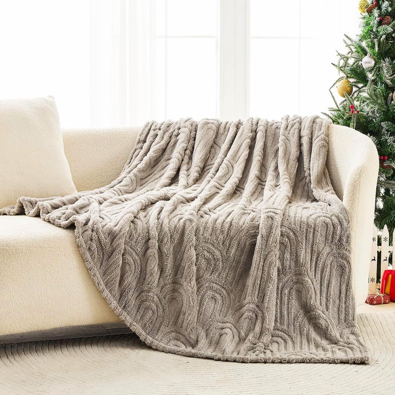 Wajade Fleece Throw Blanket, Fluffy Faux Fur Blanket for Bed Sofa Couch, Soft Warm Thick Blanket,Light Grey 127x178 - Image 3
