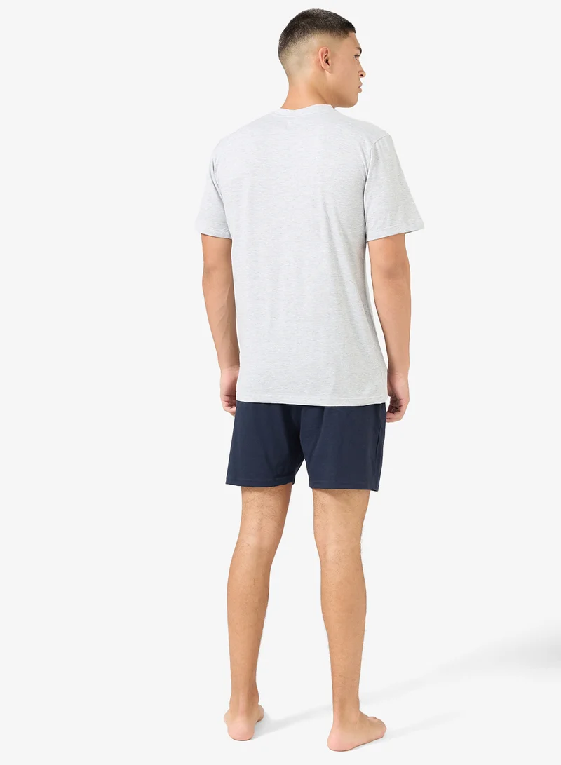 سفنتي فايف طقم بيجامة تي شيرت وشورت