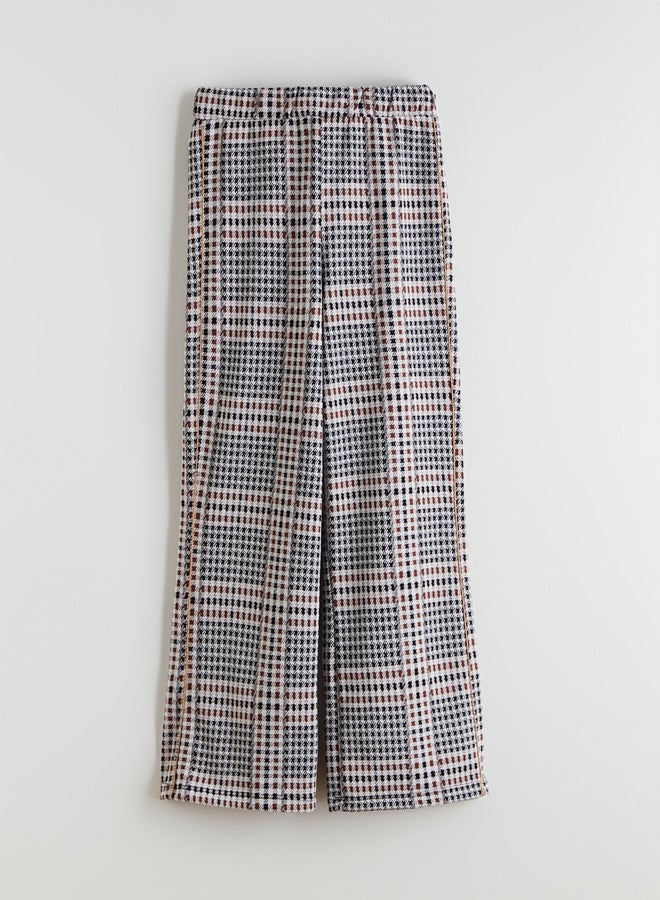 ال سي وايكيكي بنطال رياضي بناتي - Image 1