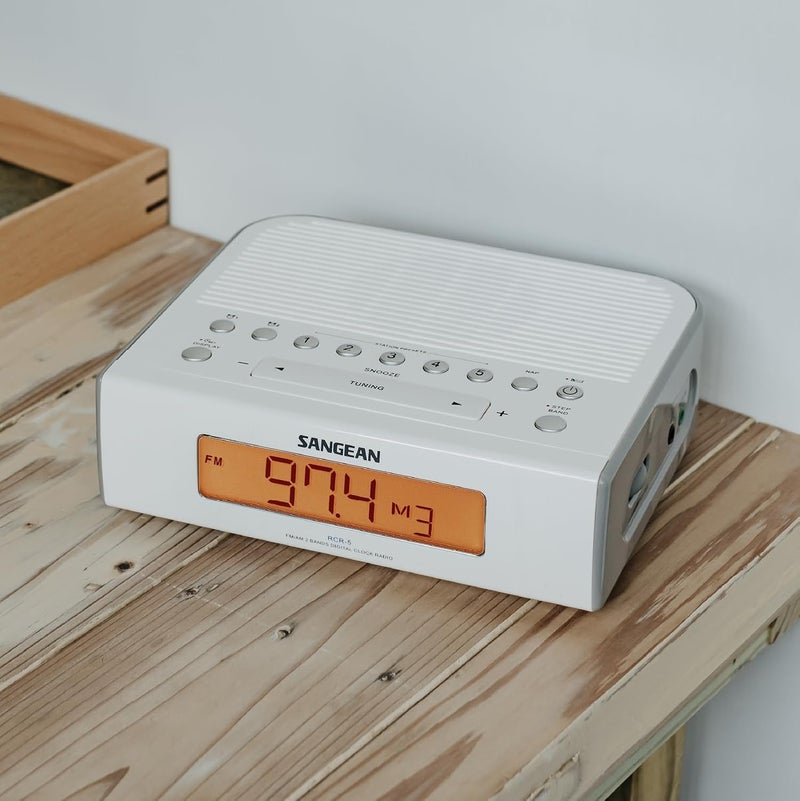 Sangean RCR-5 Digital AM/FM Clock Radio in White - Image 3