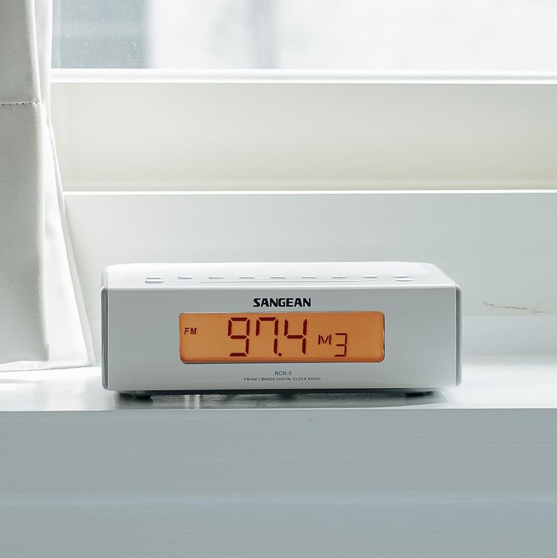 Sangean RCR-5 Digital AM/FM Clock Radio in White - Image 4