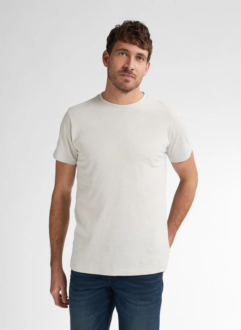 بترول اندستريز تيشيرت رجالي بأكمام قصيرة